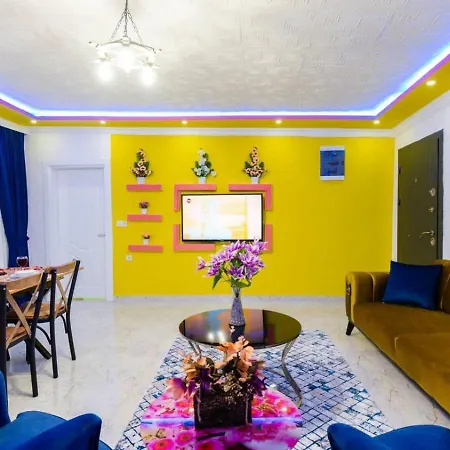 Вилла Uezuemlue 1 Bedroom Secluded With Private Pool Hot Tub *