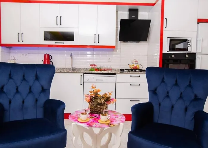 Вилла Uezuemlue 1 Bedroom Secluded With Private Pool Hot Tub