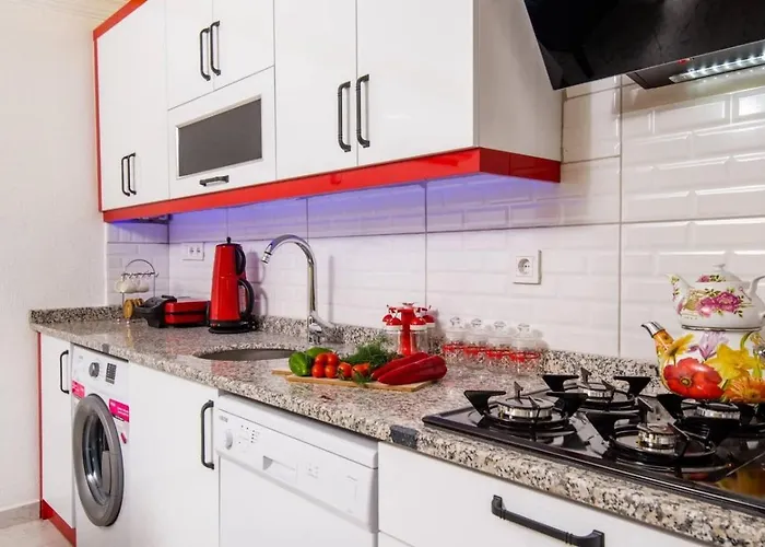Вилла Uezuemlue 1 Bedroom Secluded With Private Pool Hot Tub