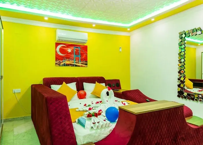 Uezuemlue 1 Bedroom Secluded With Private Pool Hot Tub