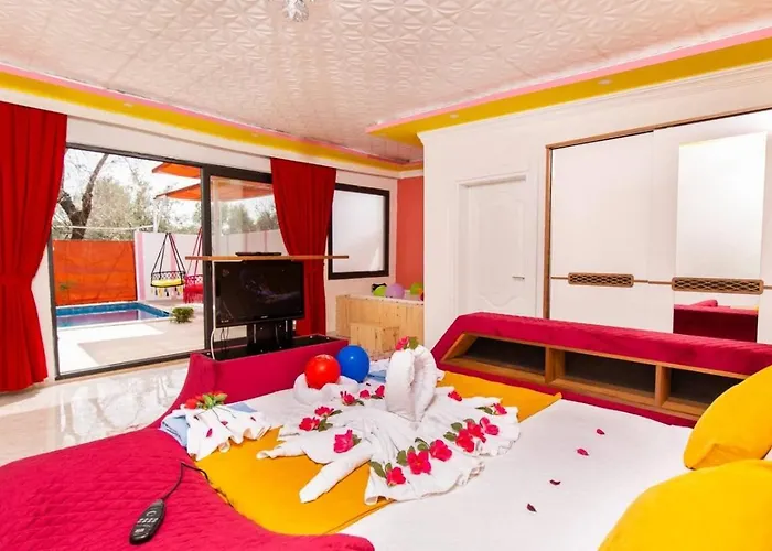 Вилла Uezuemlue 1 Bedroom Secluded With Private Pool Hot Tub *