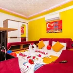 Villa Uezuemlue 1 Bedroom Secluded With Private Pool Hot Tub
