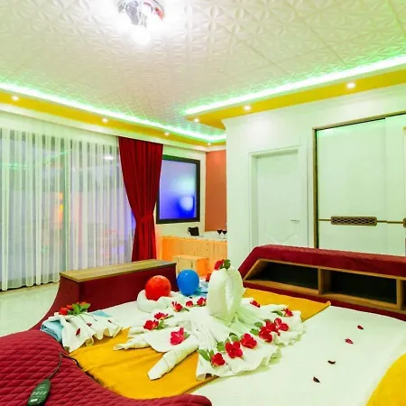 Uezuemlue 1 Bedroom Secluded With Private Pool Hot Tub *